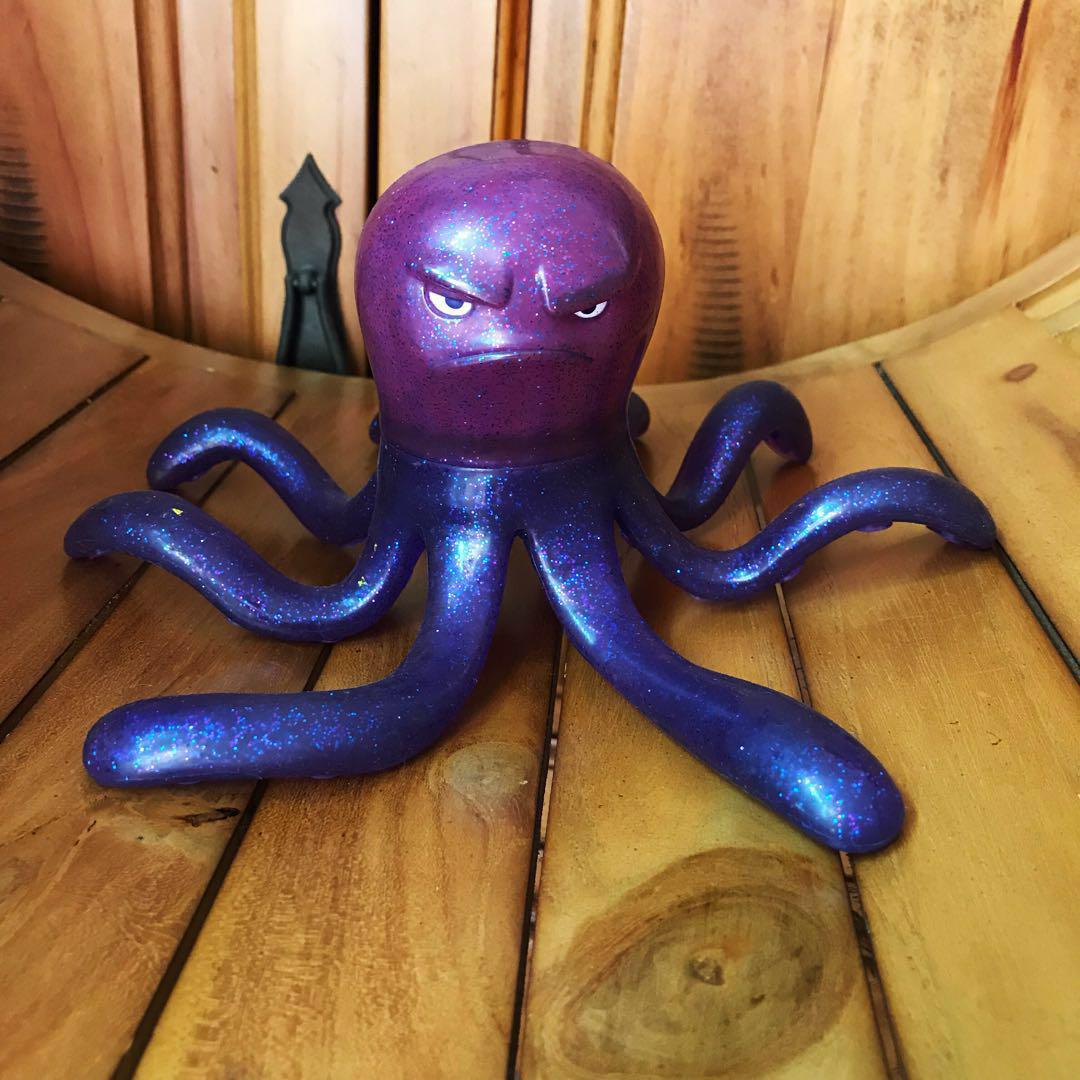 octopus rubber toy