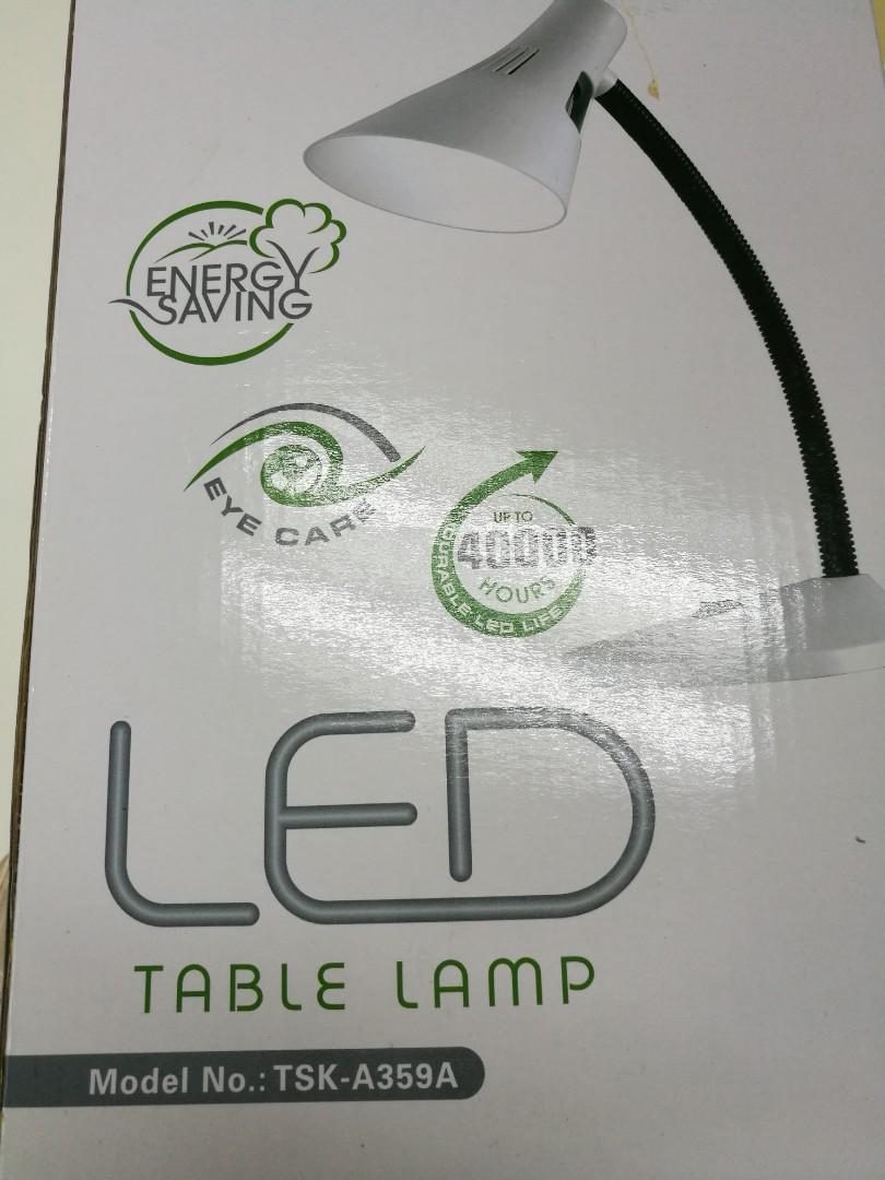 Urbane led table lamp