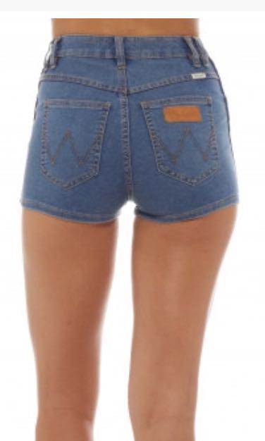 Wrangler hi cheeky shorts