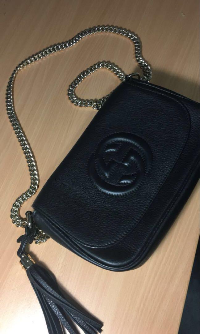 gucci black leather bag gold chain