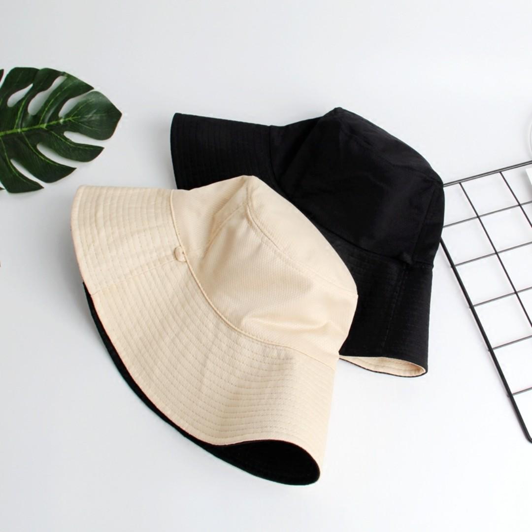 BNW Flip-able 2 Sided Bucket Hat, Men&#39;s Fashion, Watches &amp; Accessories,  Caps &amp; Hats on Carousell