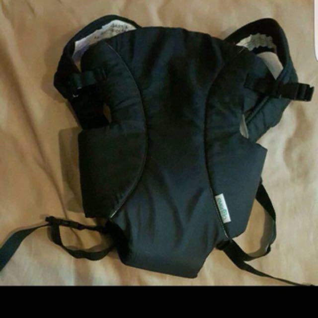Evenflo carrier (Category: Carriers & Slings) located in Manila. Submitted by zanelucas (Listing ID 139814456, Image 1). Description: .