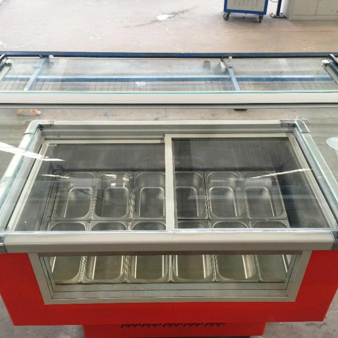 Gelato Showcase Front Display (Category: Other Kitchen Appliances) located in Manila. Submitted by qualityfoodserviceequipment (Listing ID 177812127, Image 3). Description: Gelato Showcase Front Display Key Features: 1.Famous brand compressor, 5 sides evaporator coil, strong freezing; 2.Big curve front glass, front windows, superior display effect; 3.High freezing efficiency, low energy consumption, long life; 4.Complete closed design, ensure the