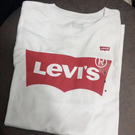 levi's white t shirt with red logo women's