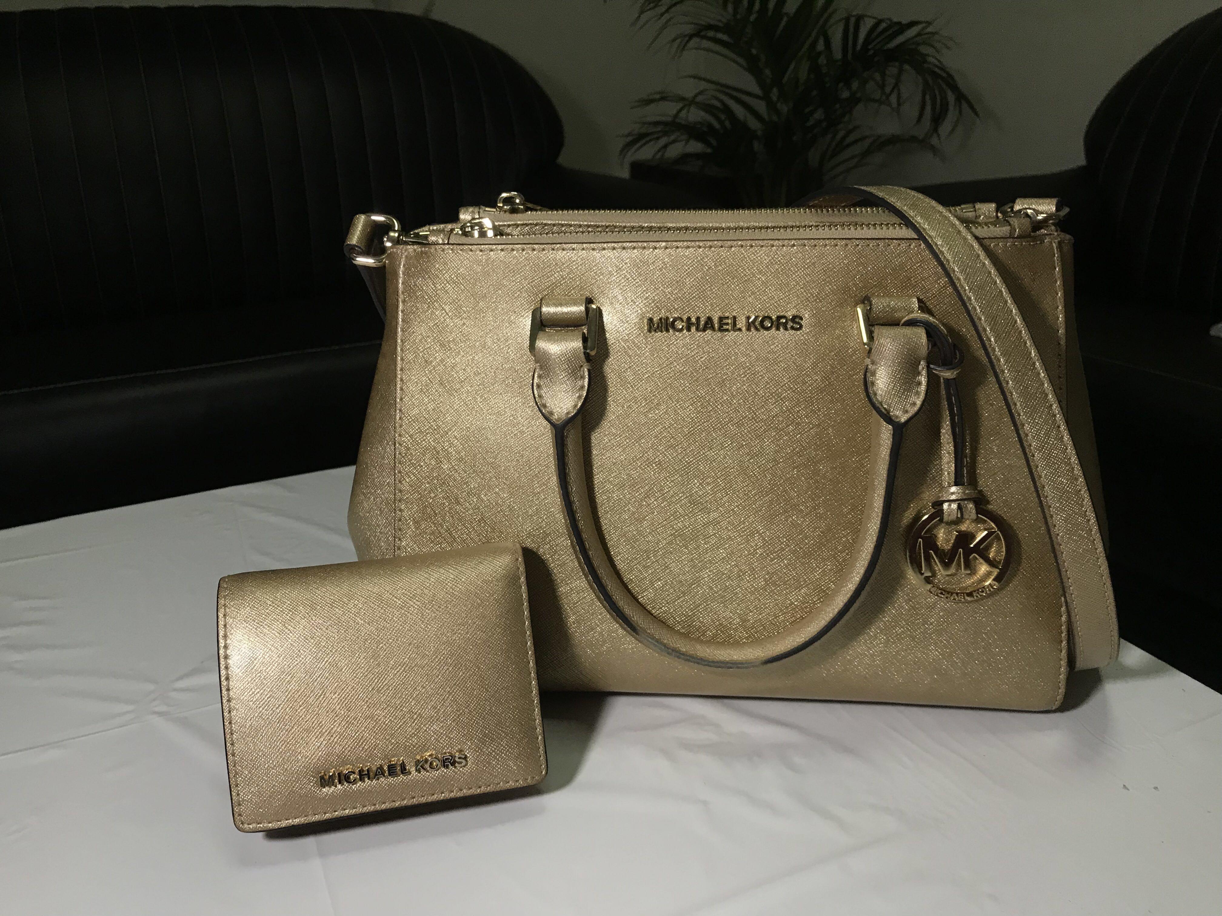 michael kors hand wallet