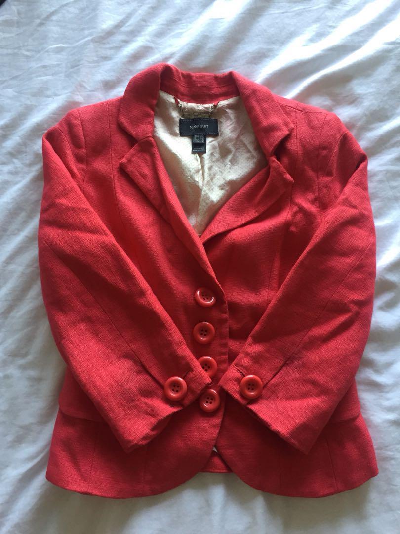 MNG SUIT Blazer (Category: Coats, Jackets and Outerwear) located in Taguig. Submitted by mdjpl (Listing ID 171867204, Image 1). Description: Wool material - very nice blazer Classy looking Dark pink in color All as shown in picture - flaw : small black dot in outer left sleeve and pink marks inside lining Otherise in great worn condition RFS: decluttering Selling low.