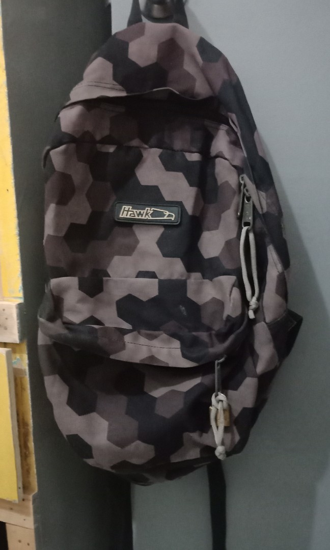 Hawk bag color black and gray store