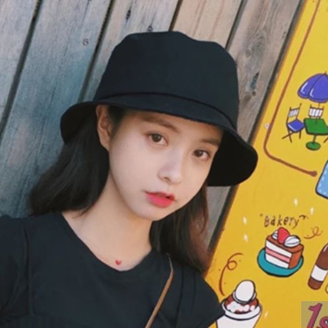 bucket hat plain black
