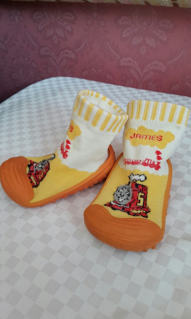 Sepatu Kaos Kaki Bayi Anak Baju Bayi Di Carousell