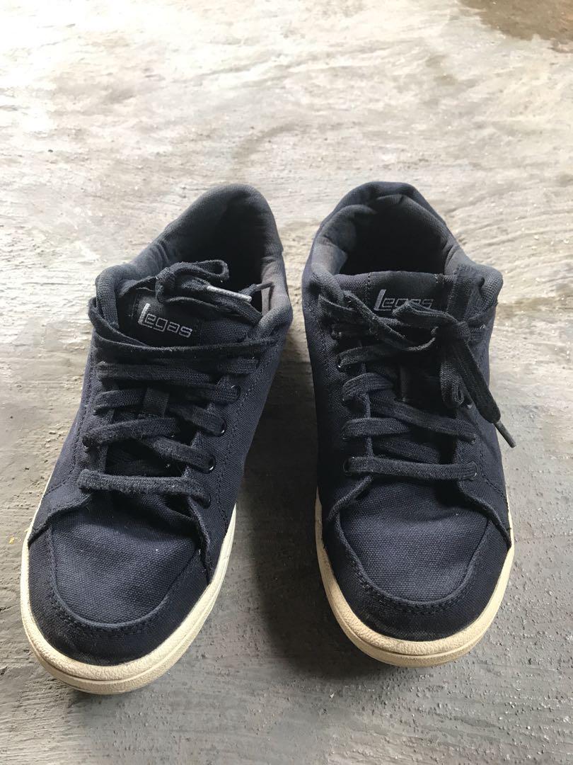 Sneaker League Legas Women S Fashion Women S Shoes On Carousell