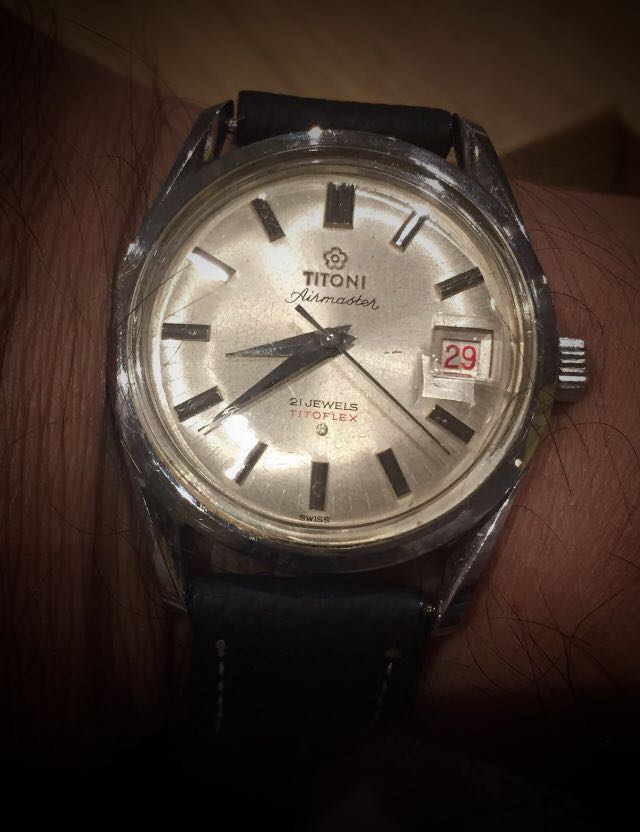 Titoni airmaster hotsell 21 jewels