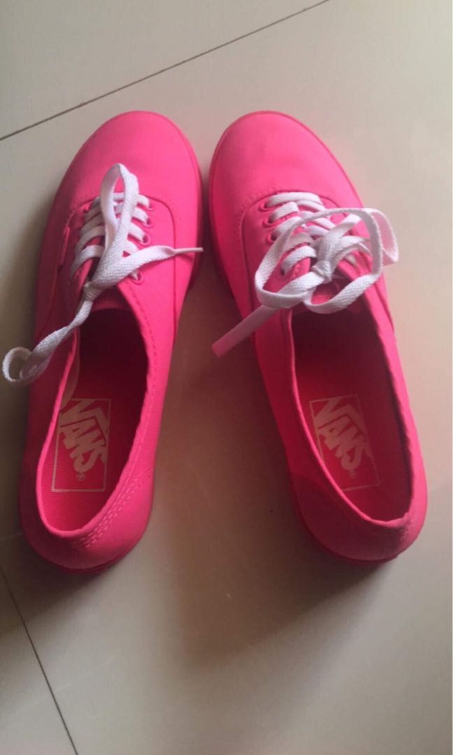 hot pink plimsolls