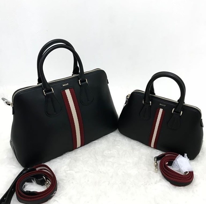 bally dainty bag