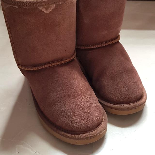 childrens leather ugg boots