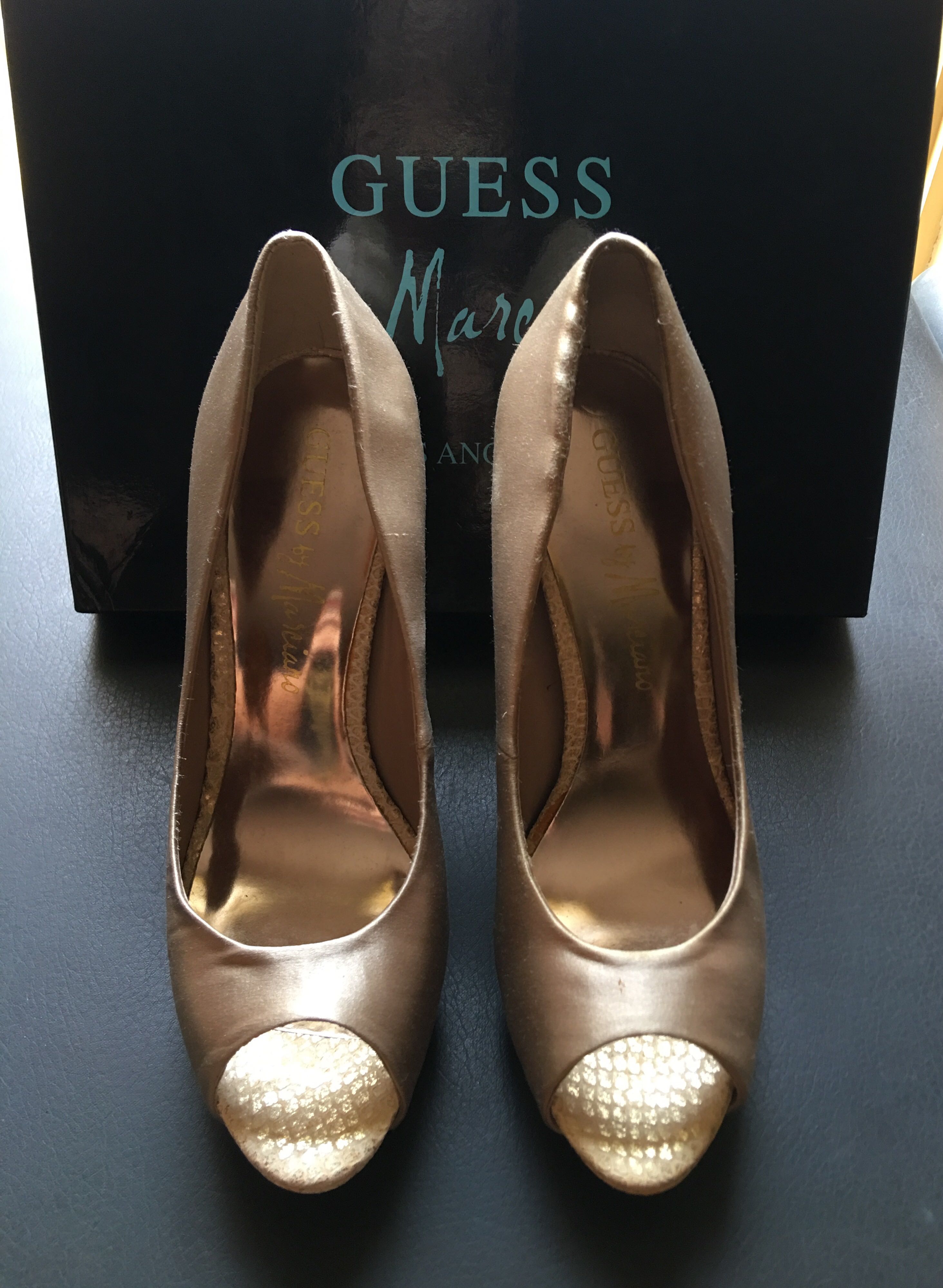 guess high heels gold