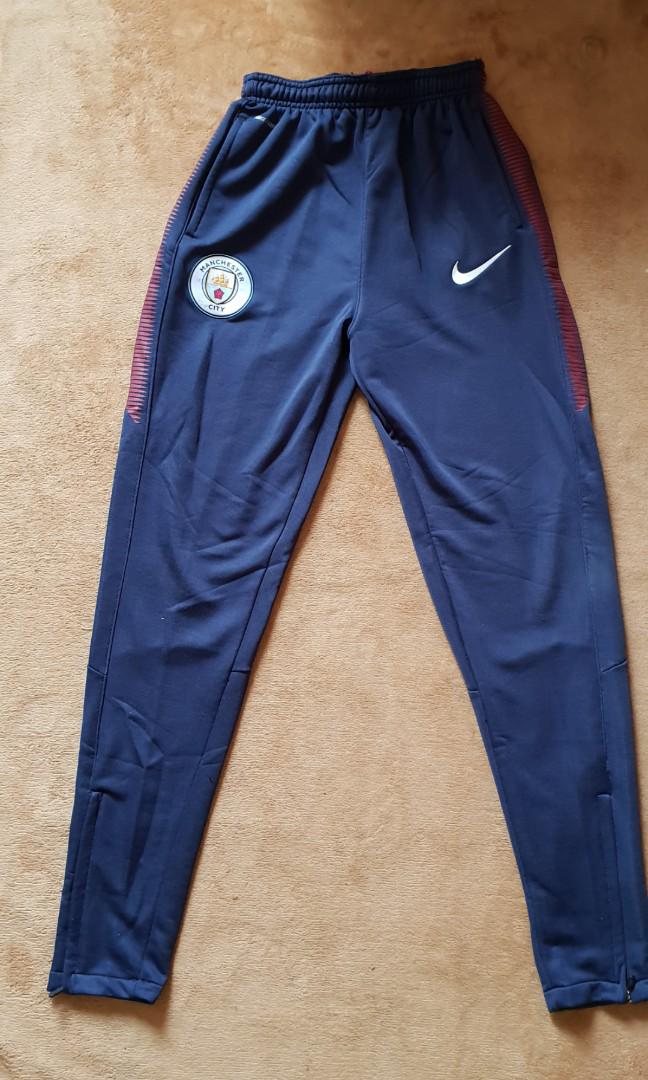 man city nike tracksuit