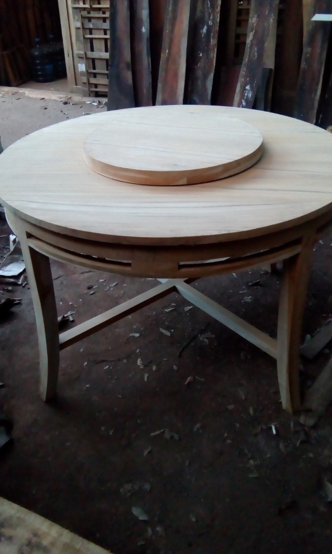 Meja Makan Bulat Putar Perabotan Rumah Di Carousell