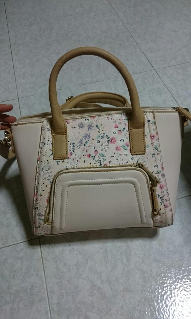 new look sling bag