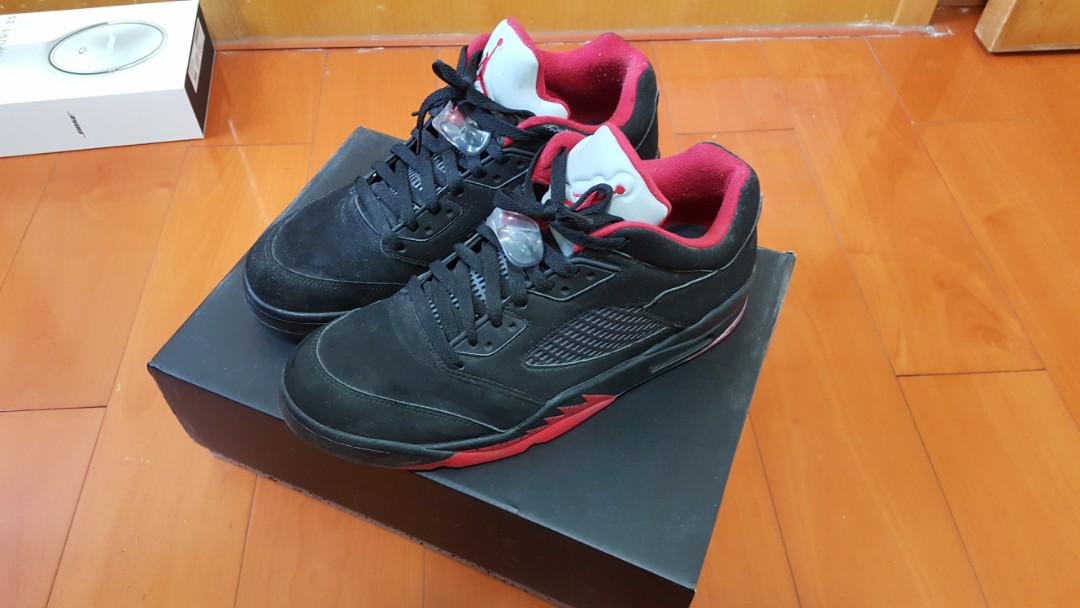 retro jordan store near me