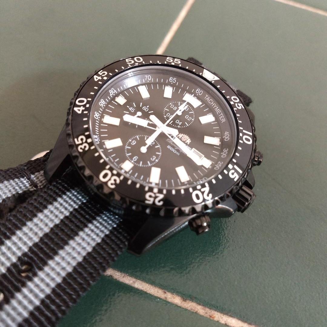 Orient captain chronograph top