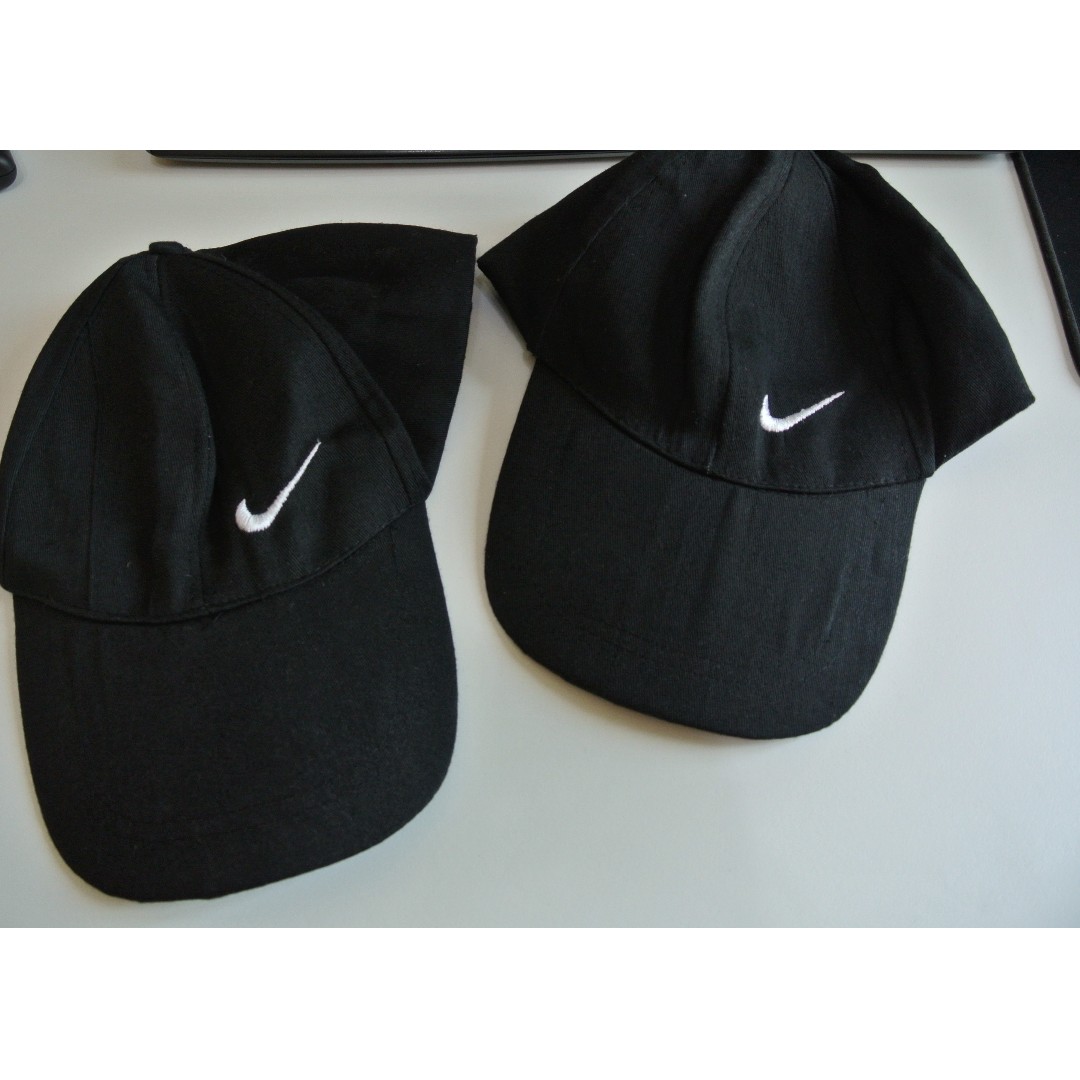 plain black nike cap