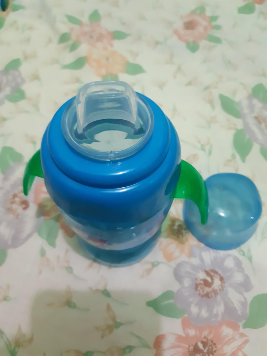 Sippy Cup (Soft Spout) (Category: Weaning & Toddler Feeding) located in Quezon City. Submitted by littlegabu_treasures (Listing ID 177944501, Image 2). Description: Used only twice. Bought from SM Baby Section. Rfs: baby prefers to drink from an open cup. #garagesale3.