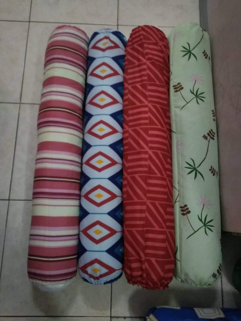 Uratex deals hotdog pillow
