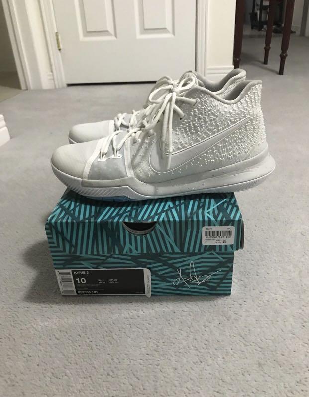 white kyrie 3s