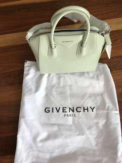 Authentic New Antigona Givenchy bag in pastel green