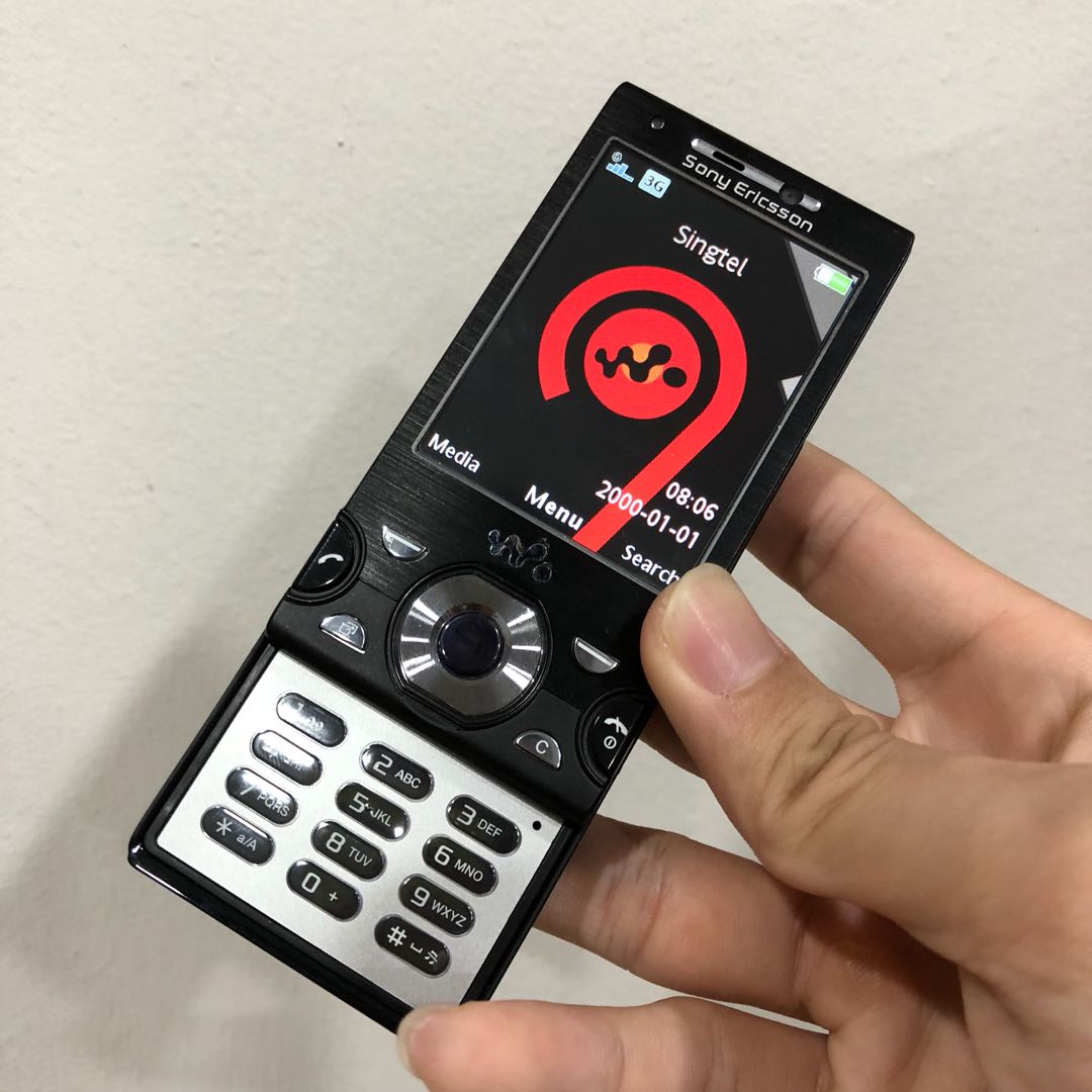 Sony Ericsson W995 (3G) - Collectible, Mobiles & Tablets, Others ... photo  photo .