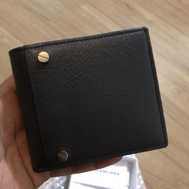Men's Arena Wallet - Gray (SELLING LOW), Luxury, Bags & Wallets on Carousell