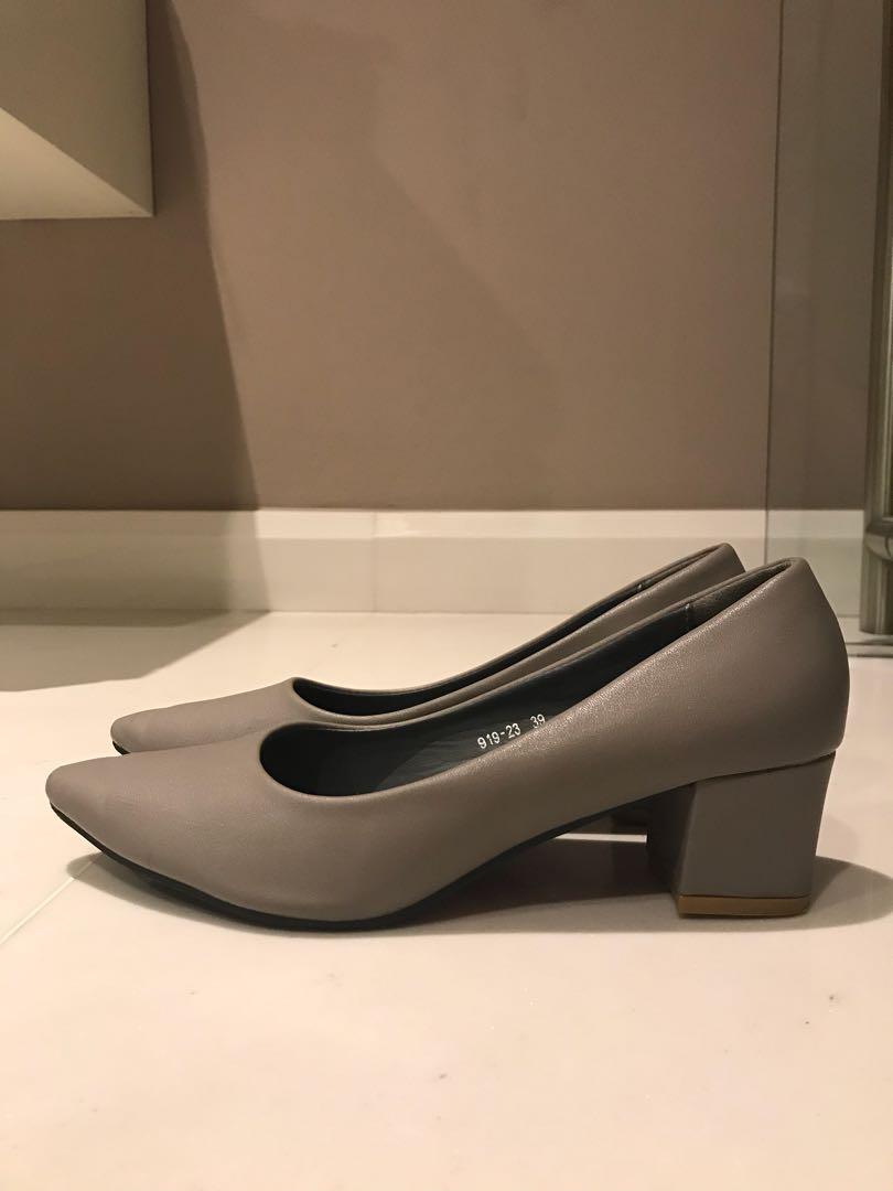 grey colour heels