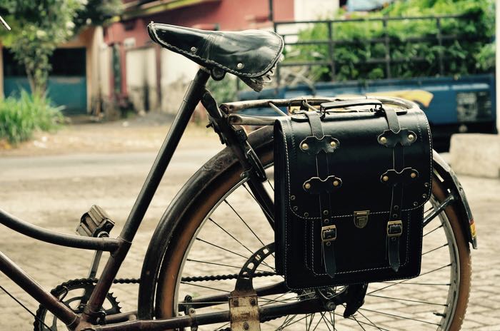 motor saddle bag