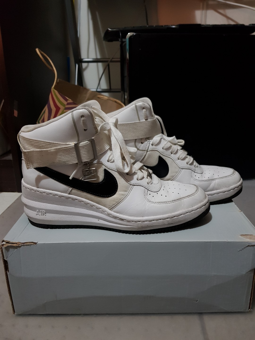 nike wedge sneakers australia