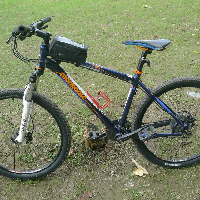 mongoose tyax mountain bike