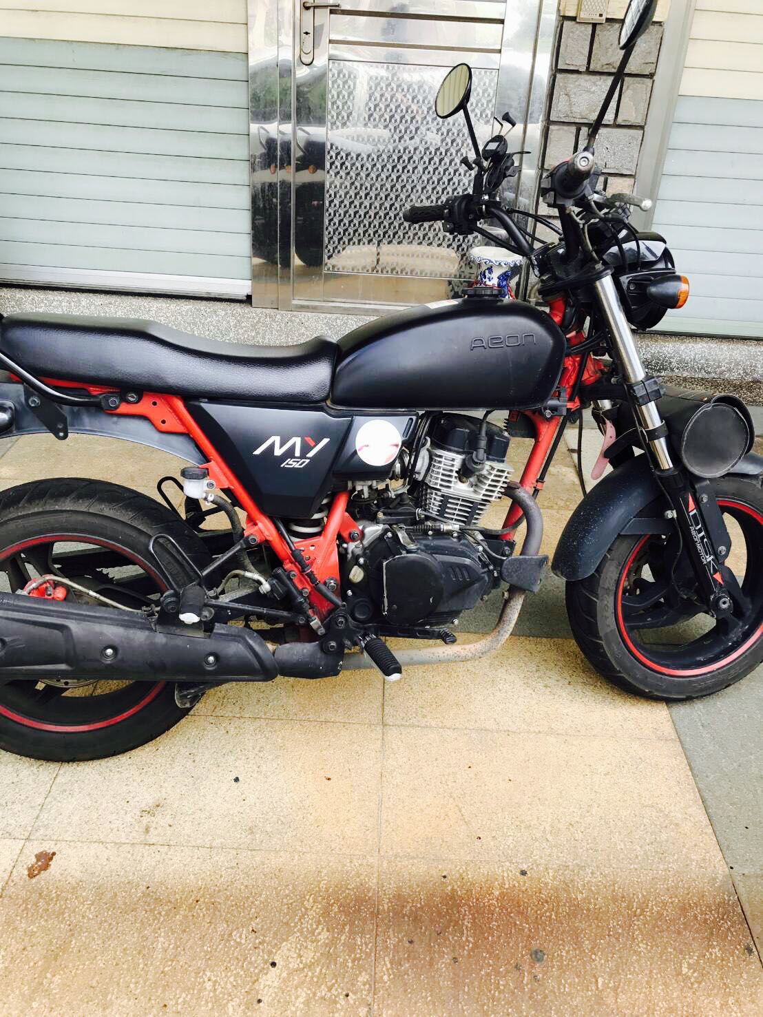 My 150 二手 急售 My150 機車 二手機車在旋轉拍賣