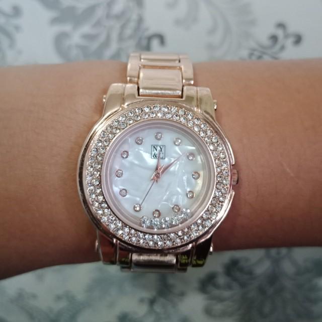 New york and company watches new arrivals