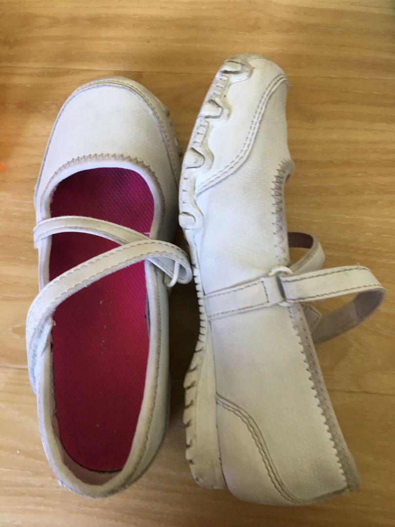 skechers girls school shoes