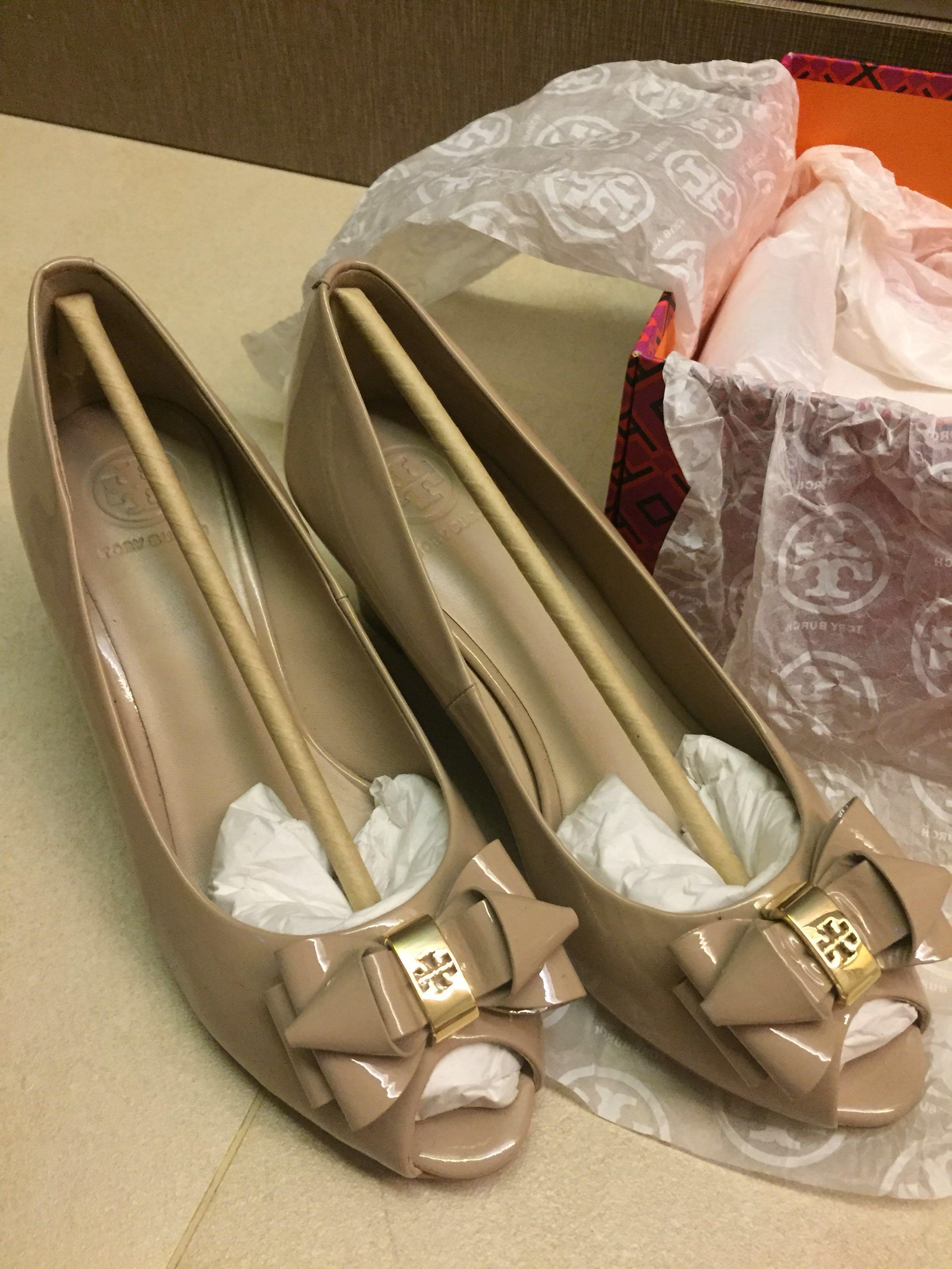 Tory burch discount nude wedges