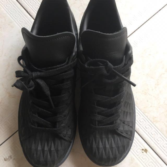 adidas stan smith all black