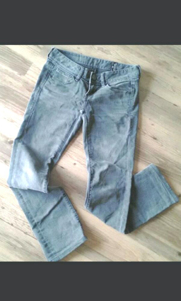 women's colored levi jeans