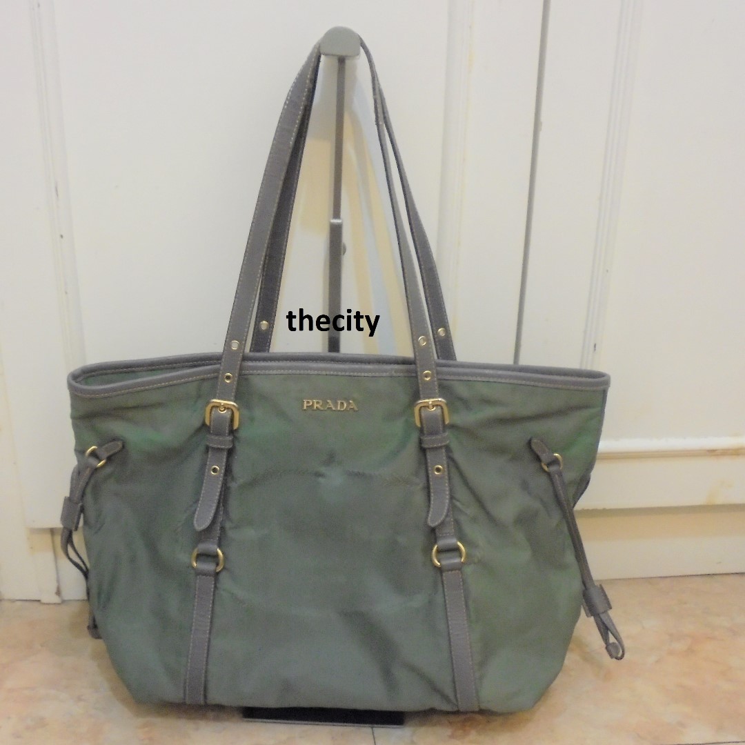 Prada hotsell neverfull bag