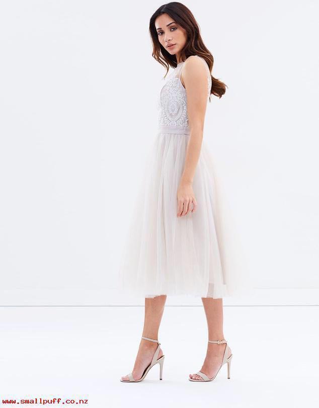 Chi chi grey dress sales