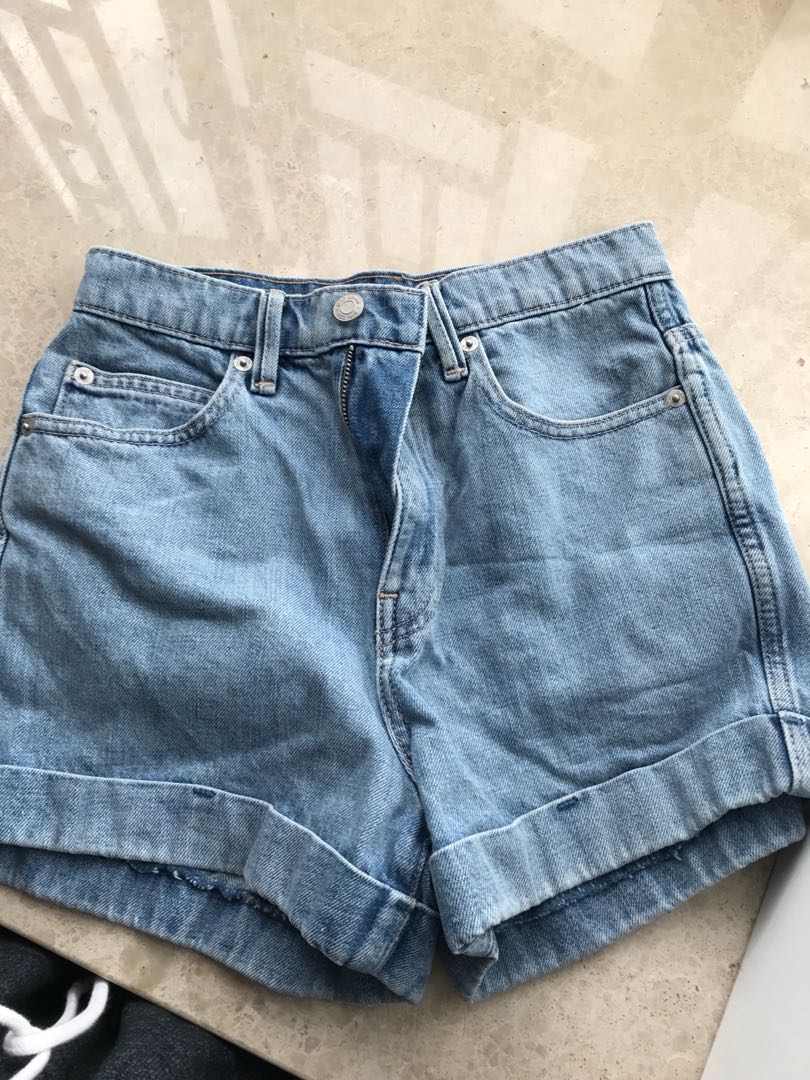 gap high waisted jean shorts