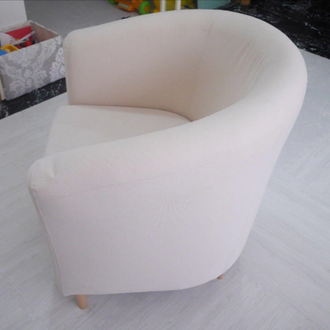 Modern single hotsell sofa chair ikea