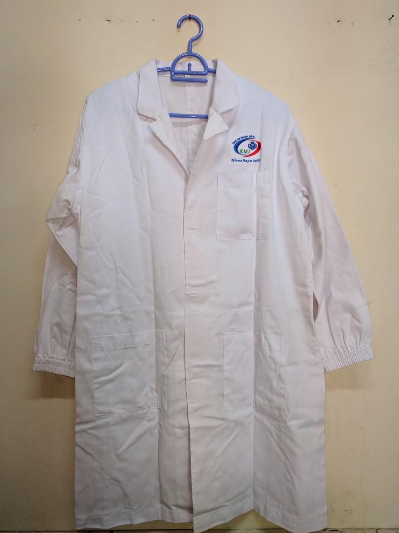 Lab Coat Kolej Matrikulasi Johor Kmj Jmc Men S Fashion Clothes Outerwear On Carousell