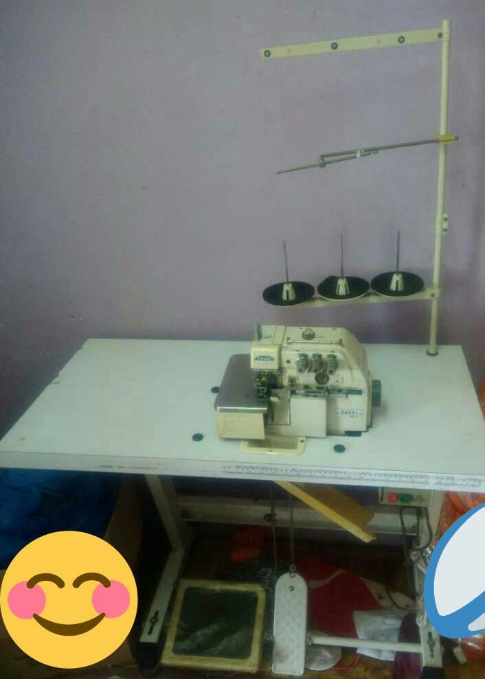 Mesin Jahit Tepi Singer 2431k Design Craft Craft Supplies Tools On Carousell