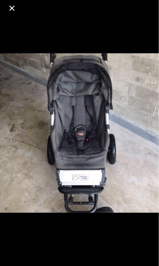 Baby jogger city elite vs mountain buggy urban jungle 2025