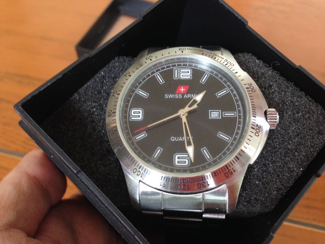 Swiss Army Original (All Metal Stainless Steel) Series : 73143 MA, Fesyen  Pria, Jam Tangan di Carousell