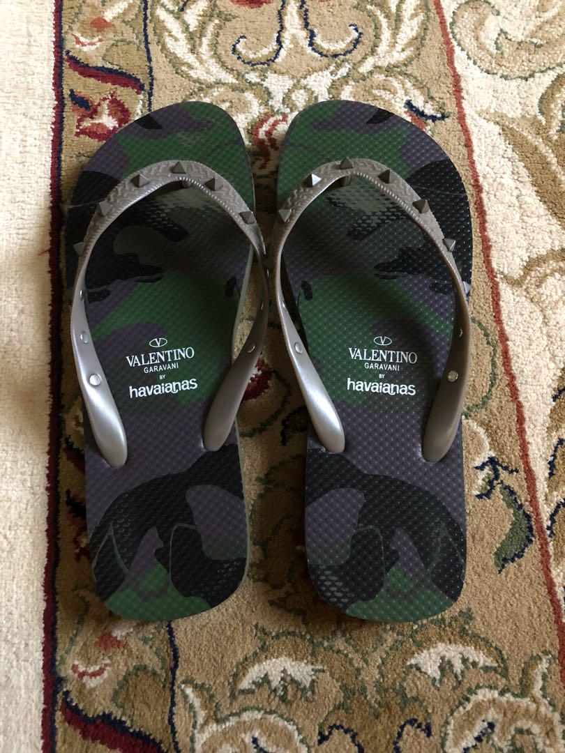Valentino Garavani by Havaianas Slippers Men s Fashion Footwear Flipflops and Slides on Carousell